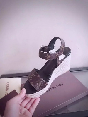 LV Sandals Women--003